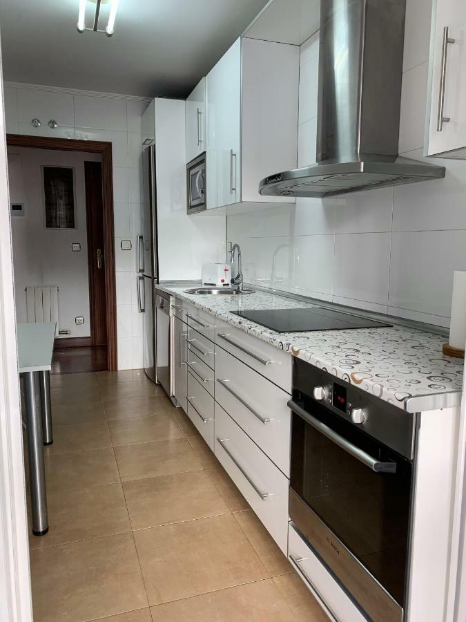Apartamento En Bilbao Con Parking Gratis エクステリア 写真